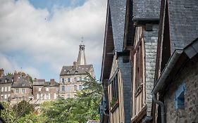 Hotel Particulier Le Mercier De Montigny -Une Nuit Sur Les Remparts-